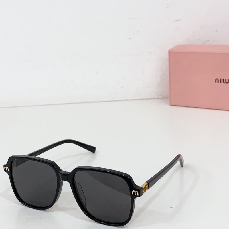 MIU MIU